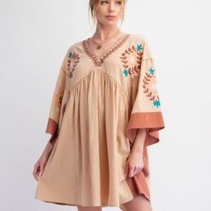 Easel NWT Size 1X Boho Embroidered Tunic Dress